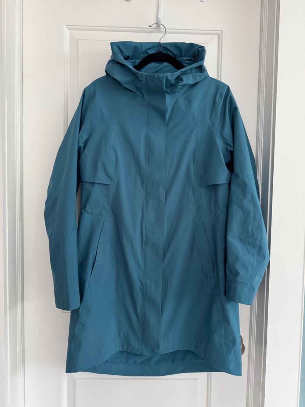 Lululemon Rain Rebel Jacket Waterproof size 10 Capture Blue - Picture 2 of 15